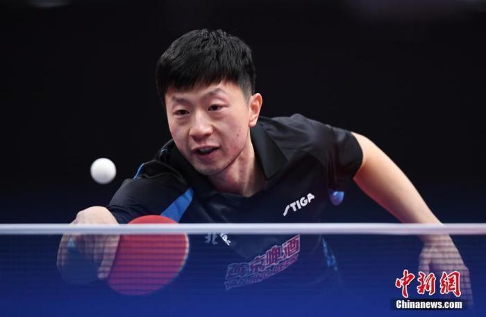 典礼当晚,葛美含还携个人全新单曲《国潮才是潮》惊艳开场,炸裂开唱